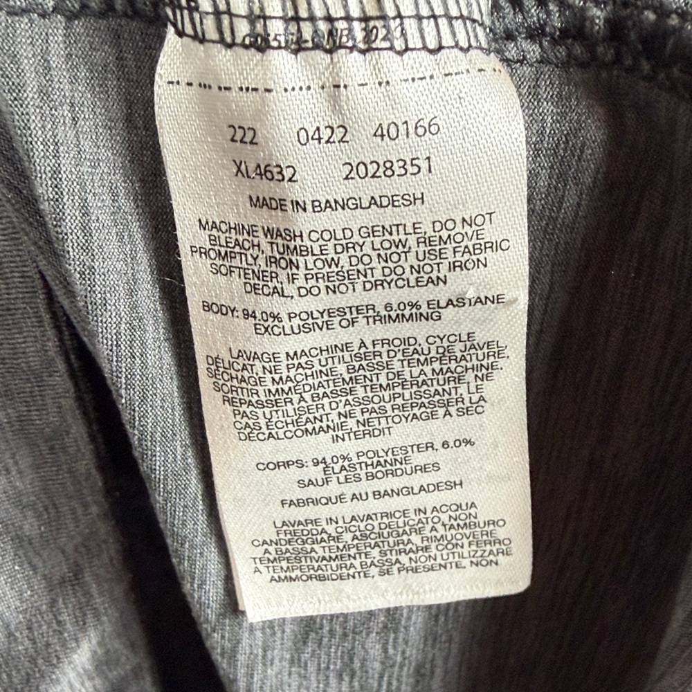 Columbia Charcoal Long Sleeve Athletic Shirt. Womens size L. Soft‎ & Lightweight - Picture 6 of 6